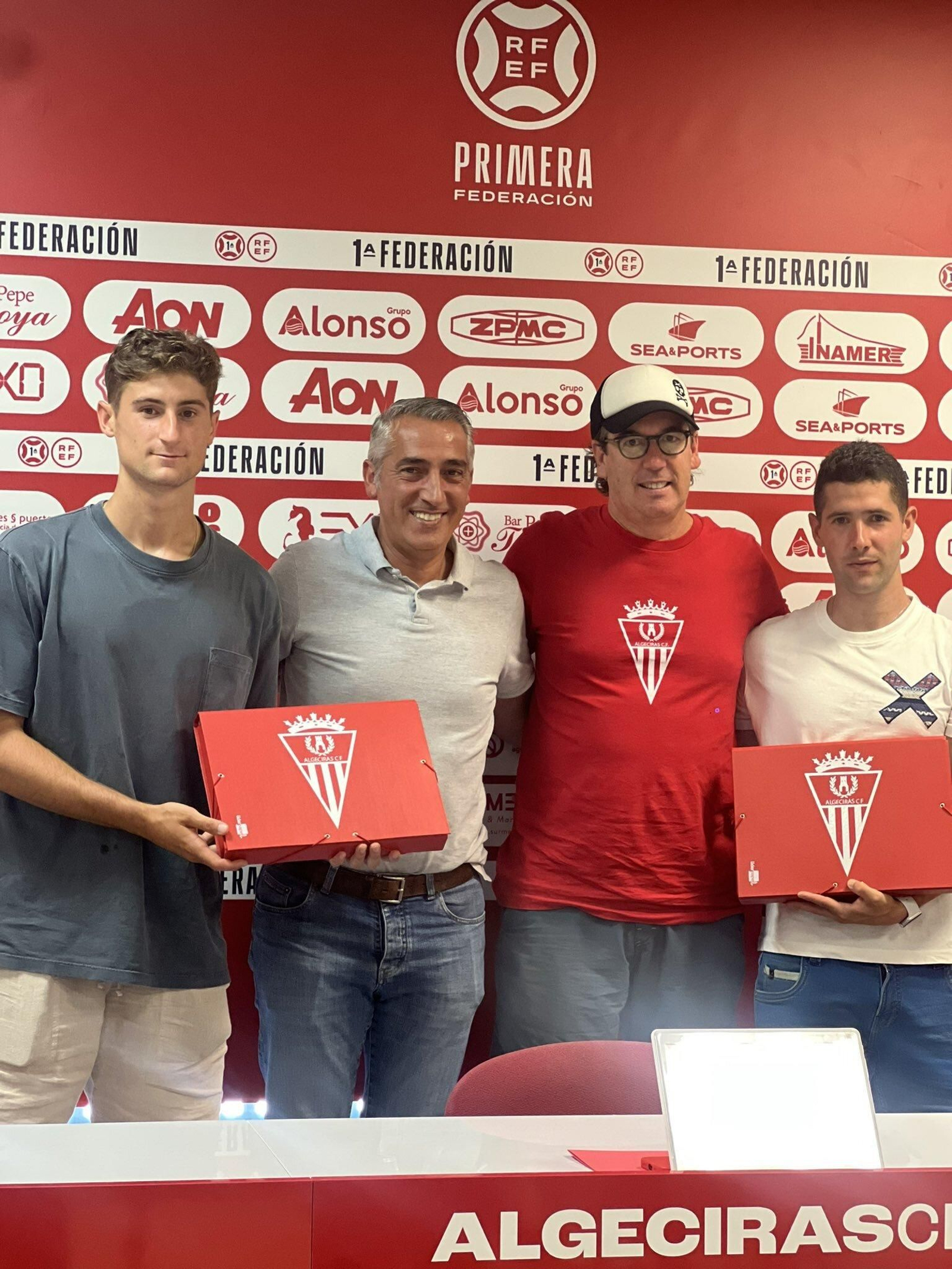 Cueto, Robert, Lackey y Amorrortu (de izquierda a derecha).