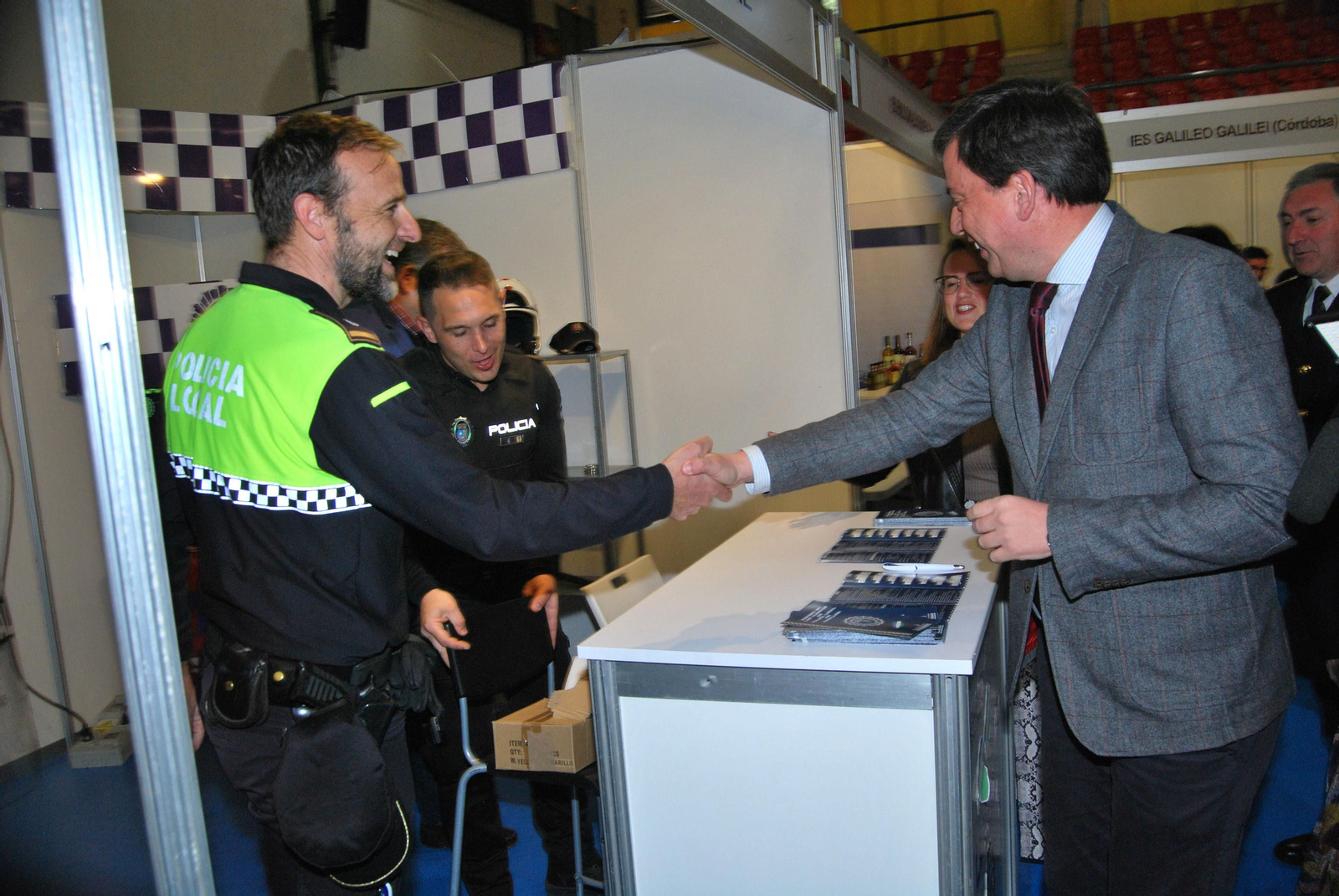 Un paseo en fotografías por el Salón del Estudiante de Lucena