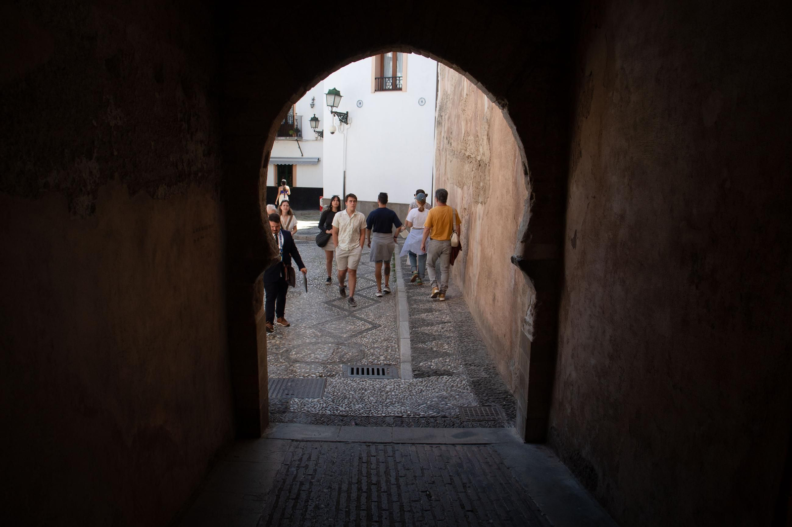 Arco de las Pesas, en el Albaicín, donde se situará una de las cámaras.