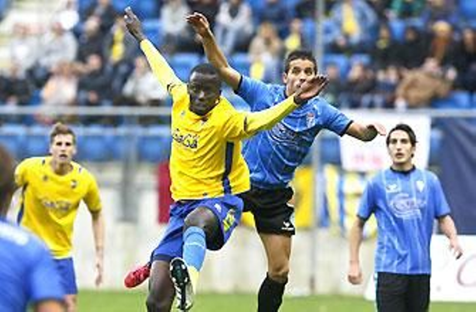 Como buenos vecinos (0-0)