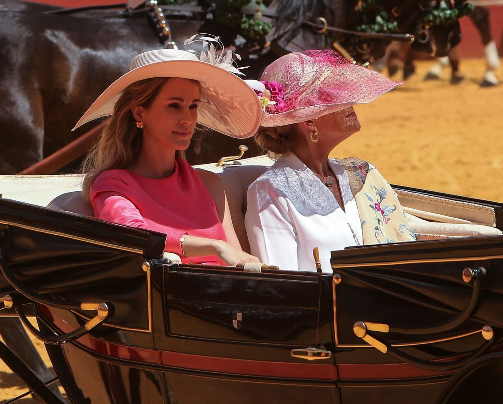 Astrid Klisans, esposa del cantante Carlos Baute, en la Exhibición de Enganches