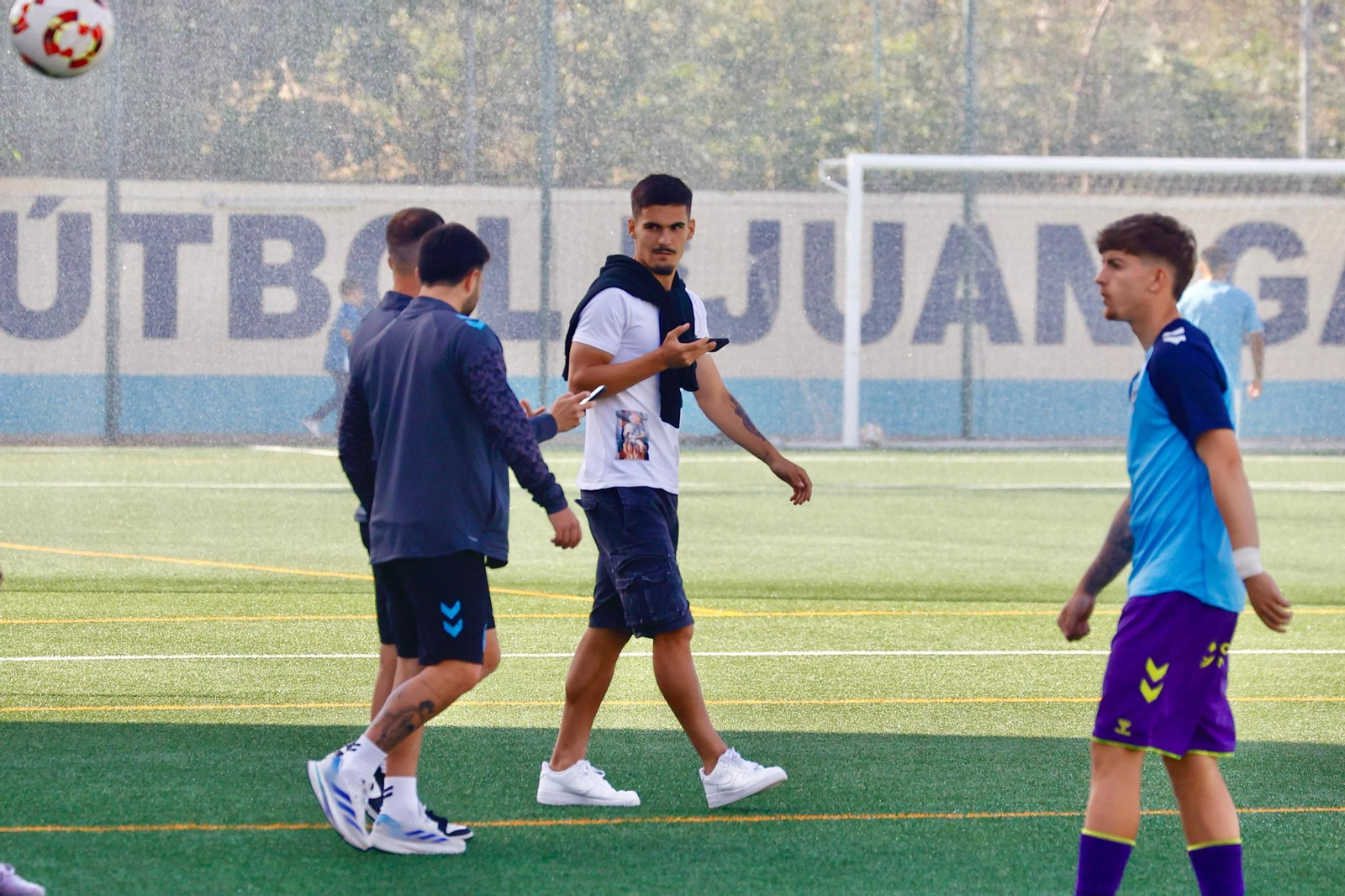 Loren, Chupete, Izan Merino, mucha afición... El Atlético Malagueño, apoyado en Mijas