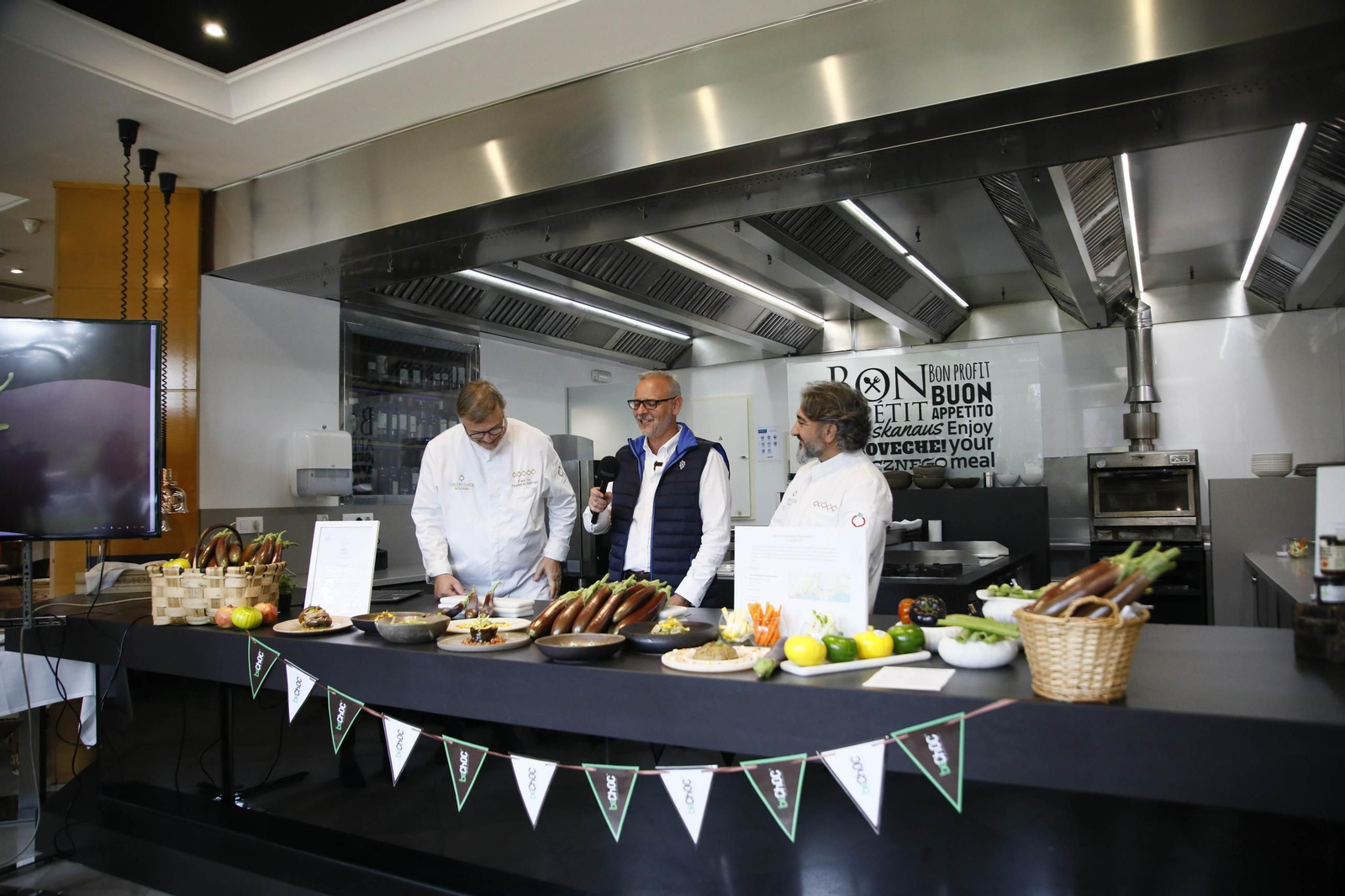 Las imágenes de una nueva variedad de berenjena en Almería