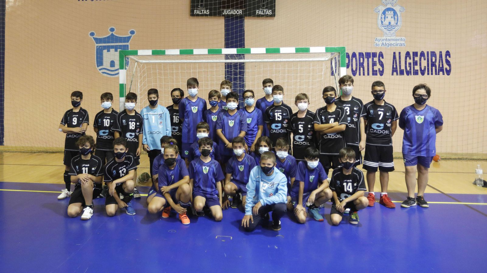 Los integrantes de los dos equipos de Algeciras posan juntos