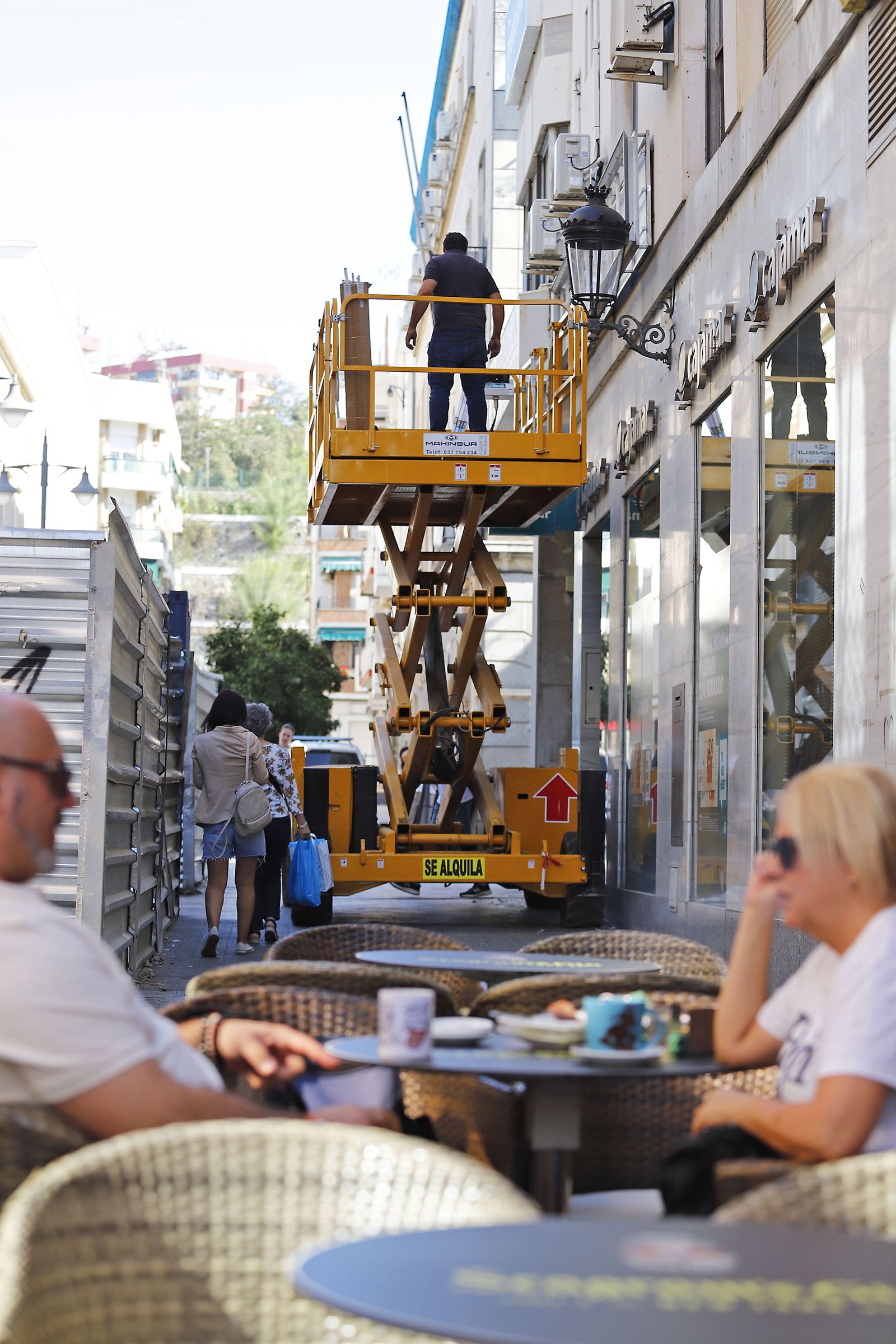 Imágenes del lunes 9 de octubre en Huelva