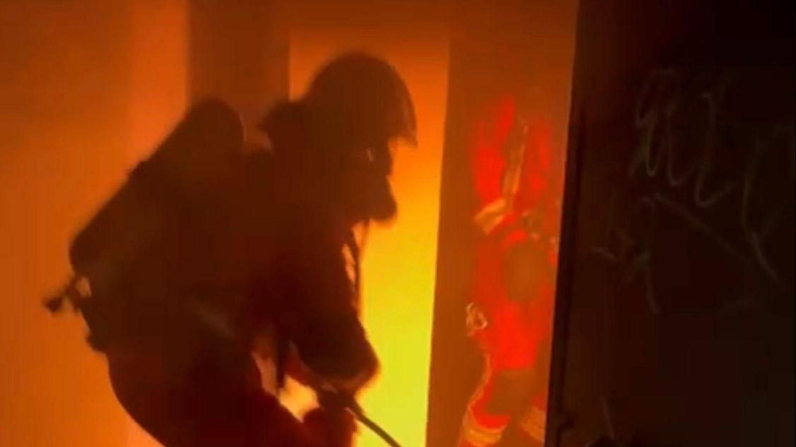 Bomberos incendio El Valle.