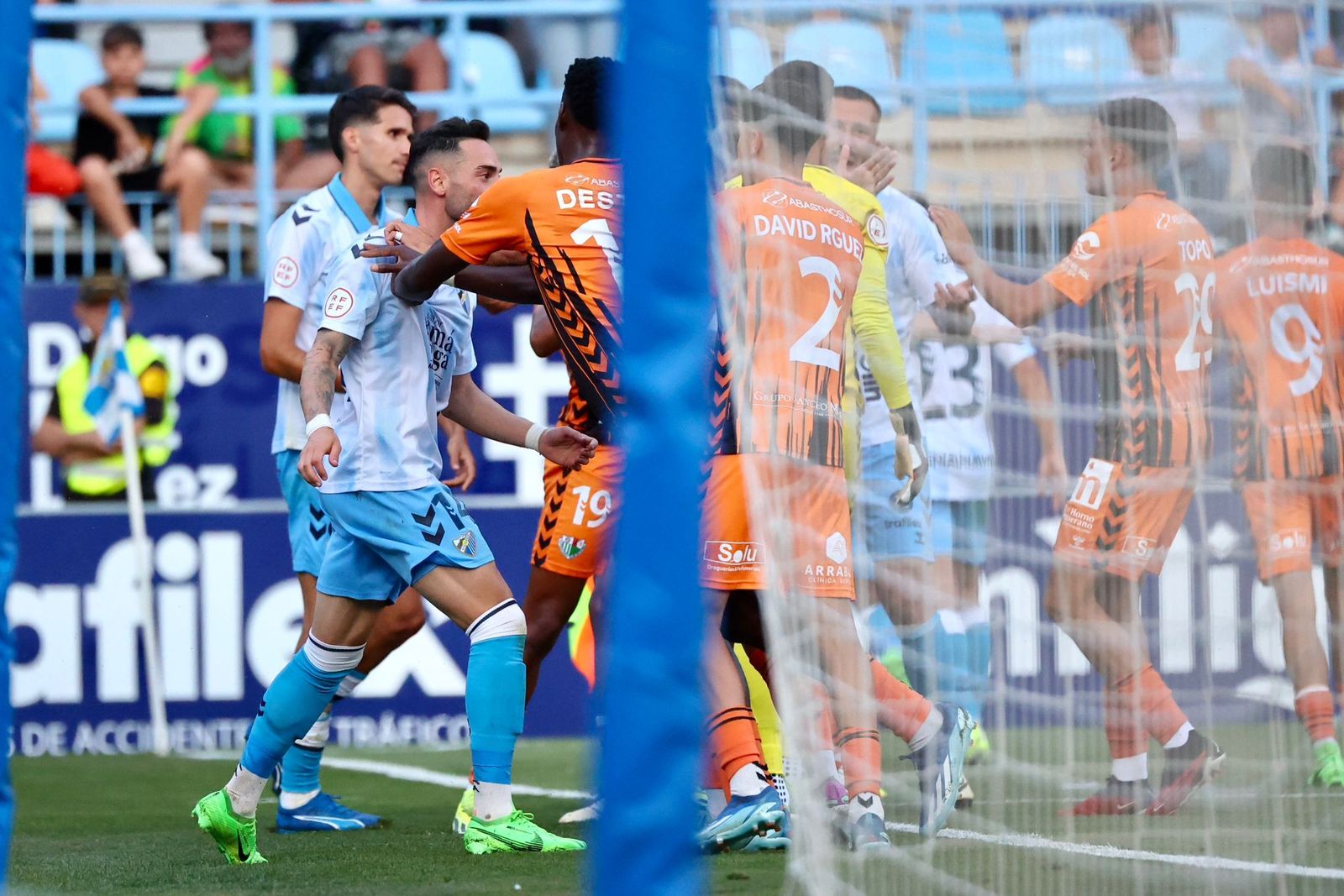 El Málaga CF - Antequera, en fotos