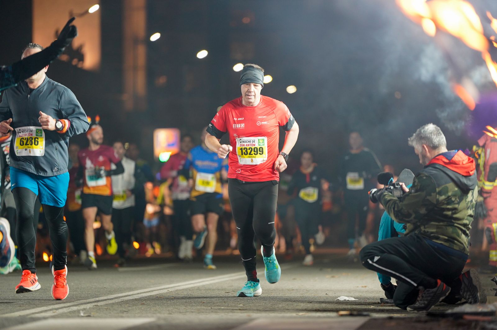 En imágenes: búscate en tu llegada a meta de la Carrera de San Antón 2026 (11)