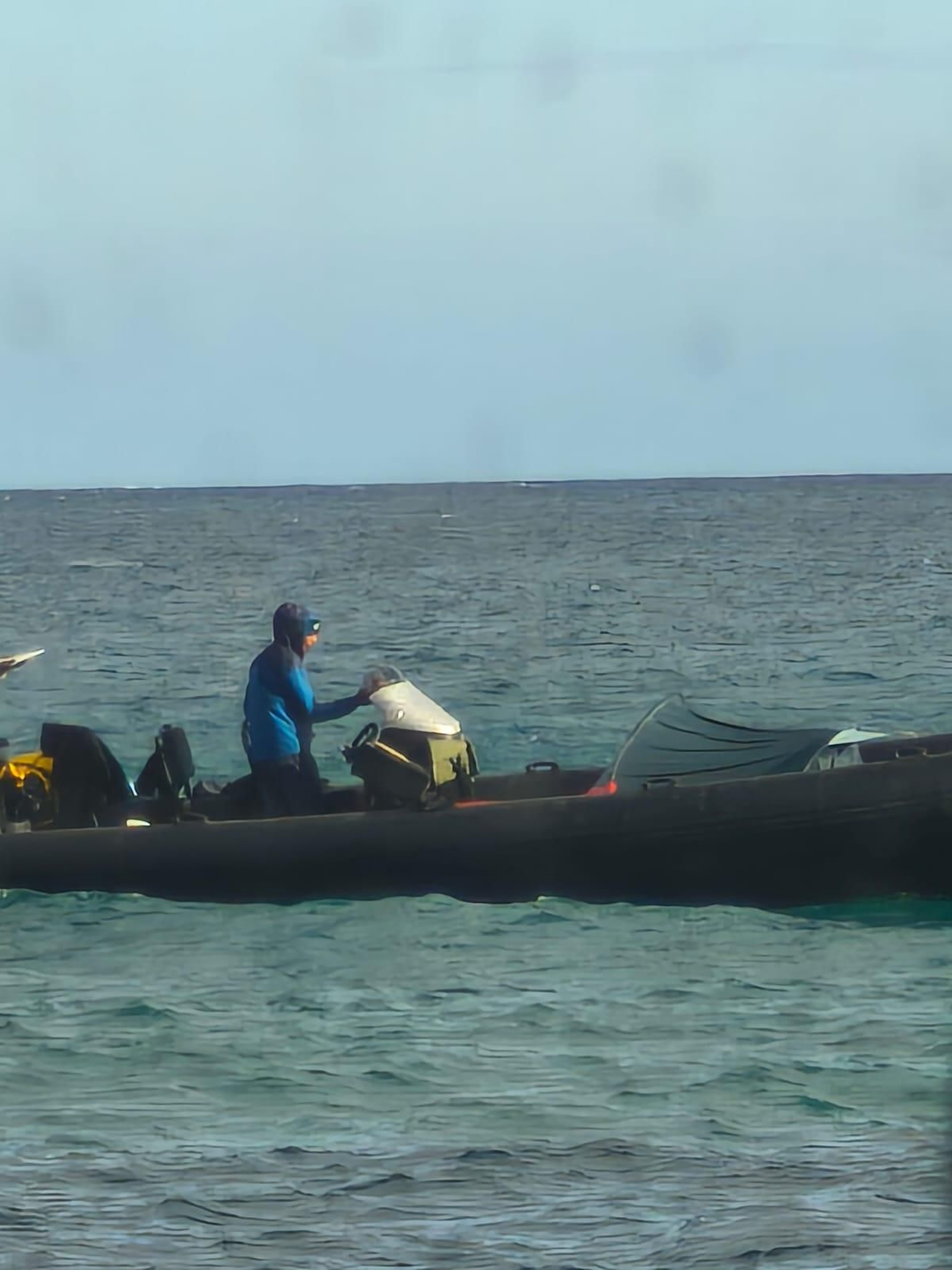 Una nueva narcolancha "chulea" a las autoridades en el Cabo de Gata