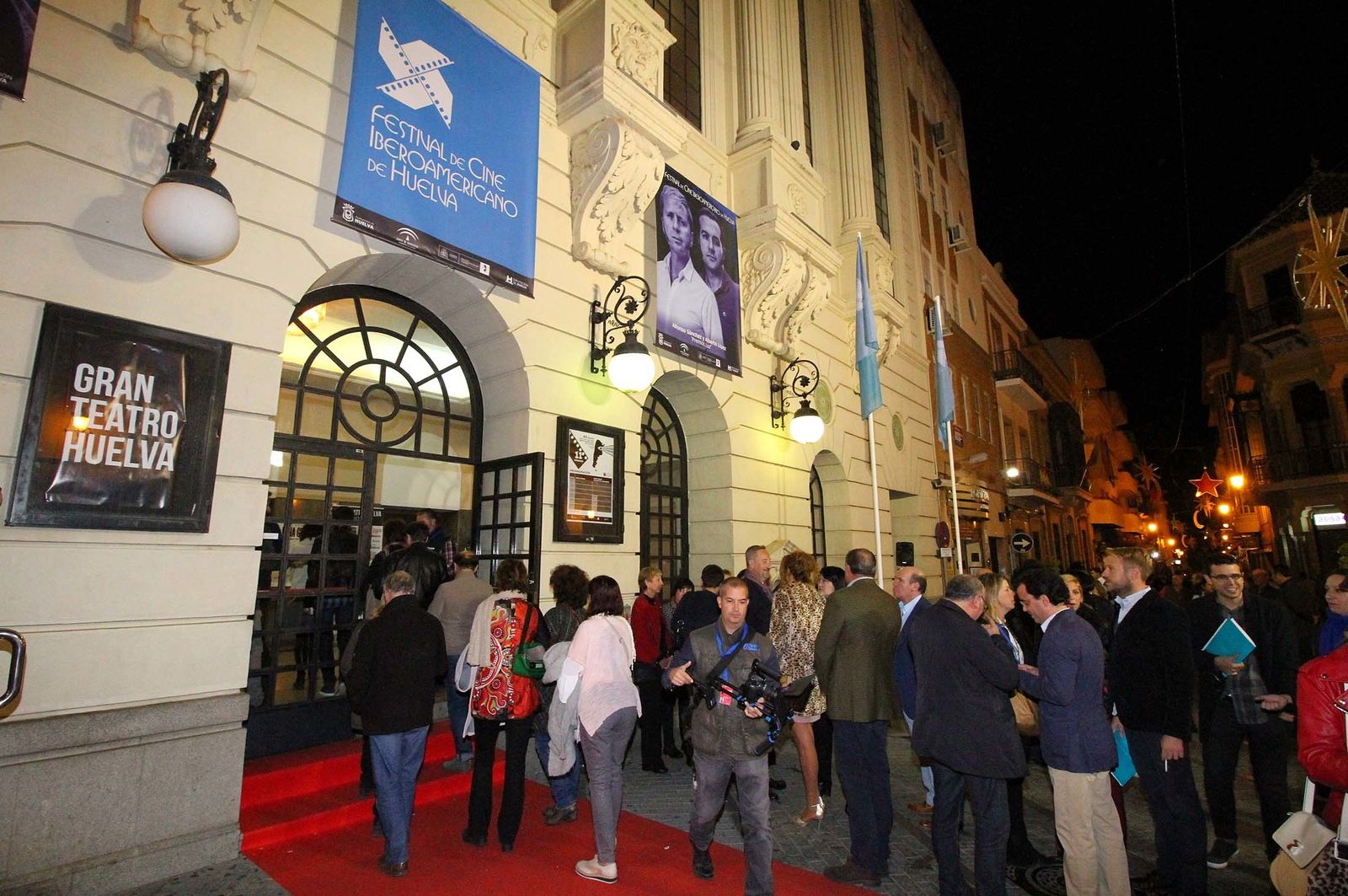 Imágenes de la entrega del premio Ciudad de Huelva a Darío Grandinetti.