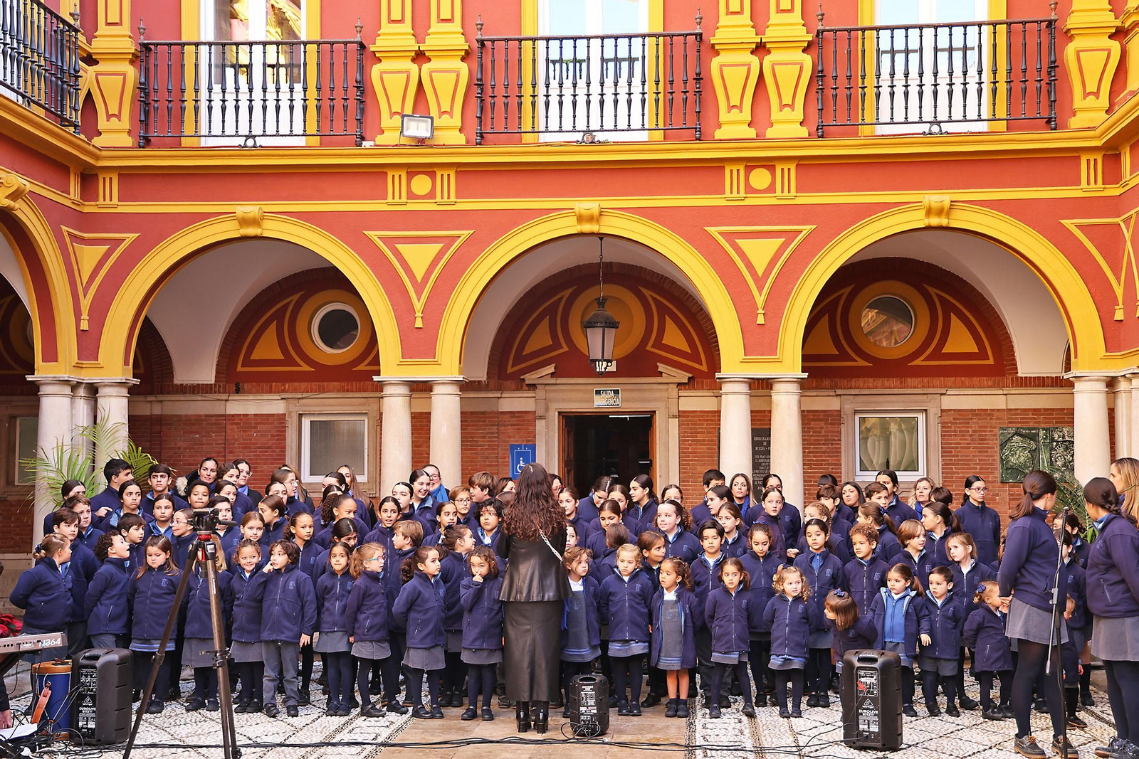 Imágenes de la inauguración del Belén del Ayuntamiento de Huelva