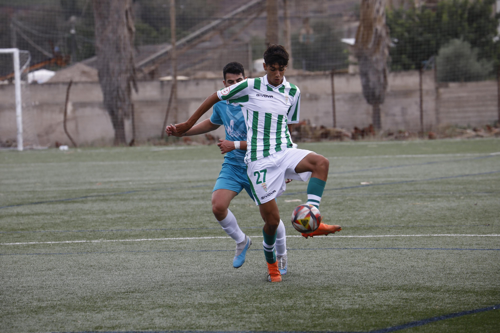 Las mejores fotos del derbi provincial entre el Córdoba B y el Pozoblanco