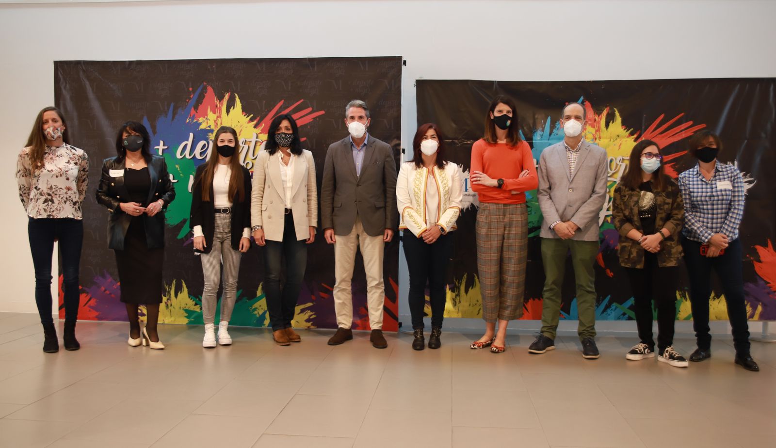 Personas participantes en el Foro.