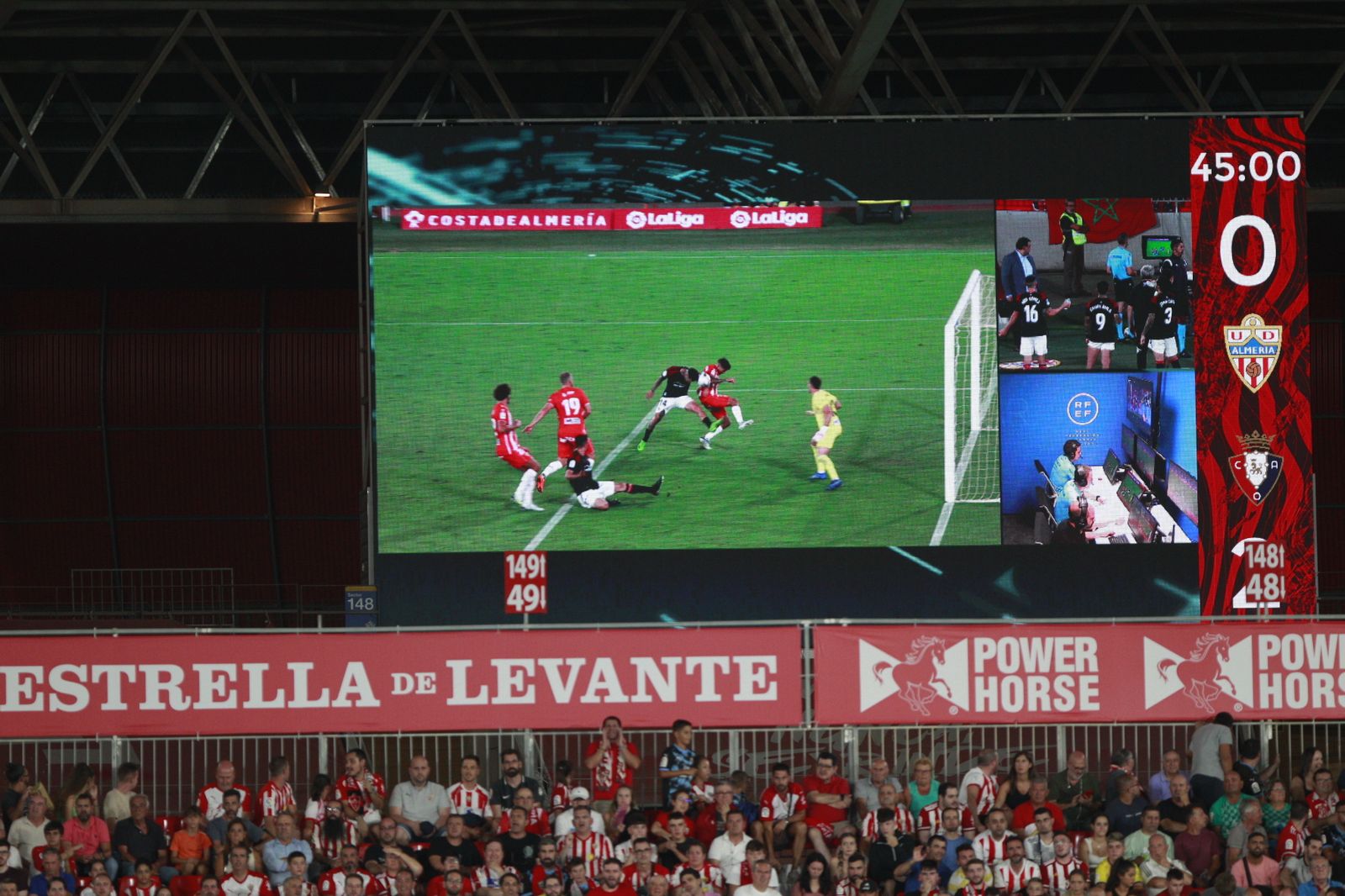 Imágenes del partido U.D. Almería-C.A. Osasuna