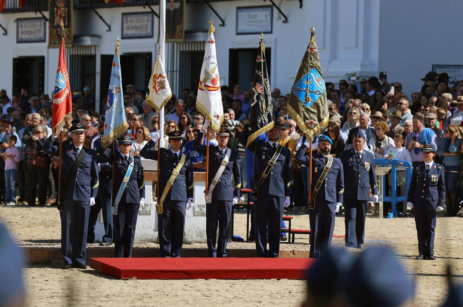 Imágenes del acto de Juramento o Promesa de Fidelidad a la Bandera Nacional en El Rocío