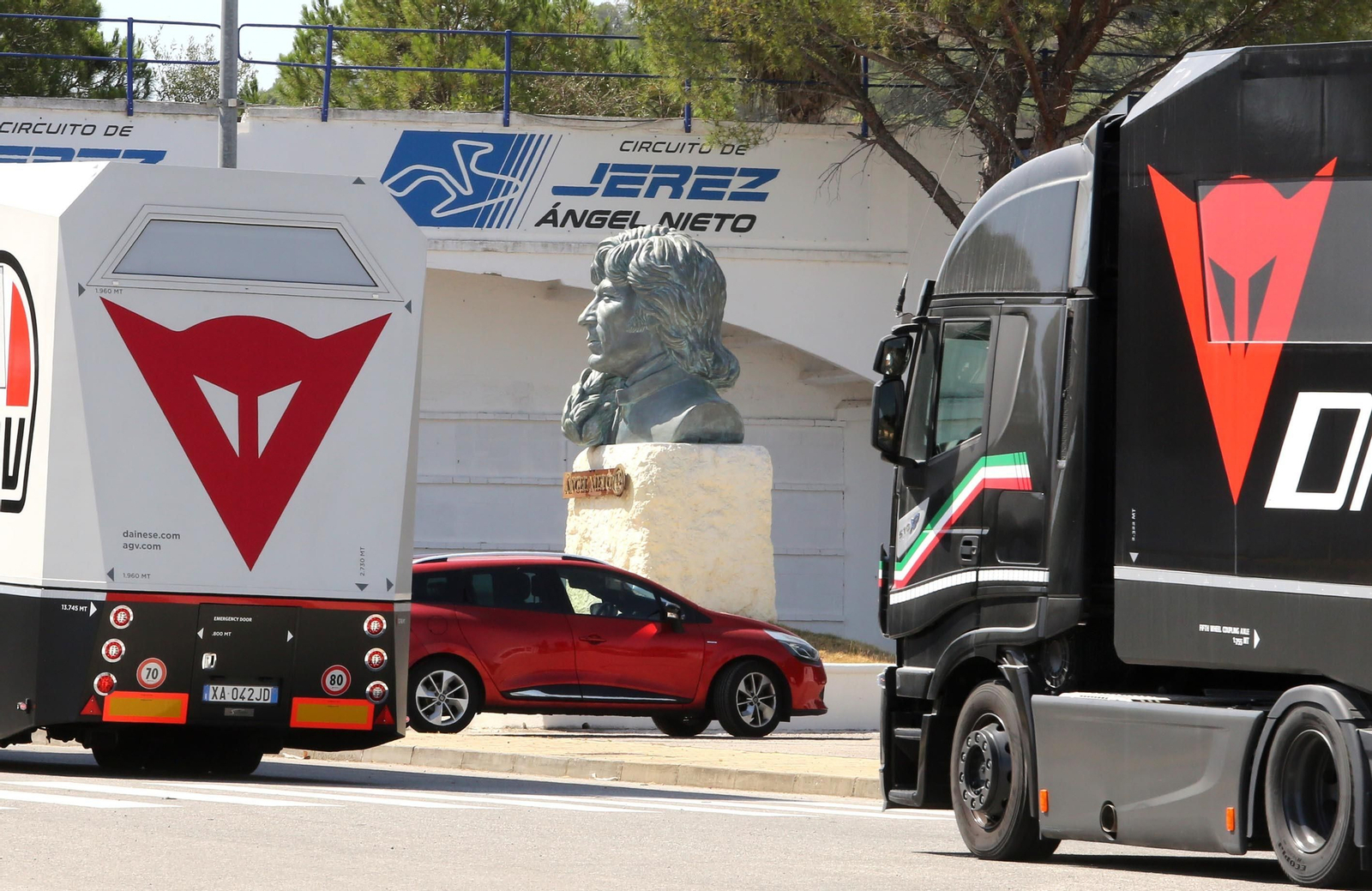 Preparativos para el Gran Premio de España de Moto GP en Jerez