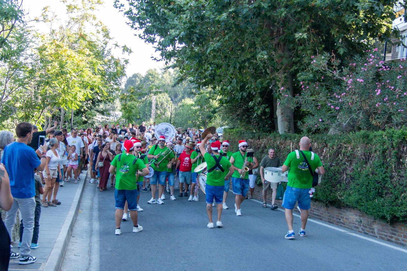 Bérchules da la bienvenida al 2025 y medio, en imágenes