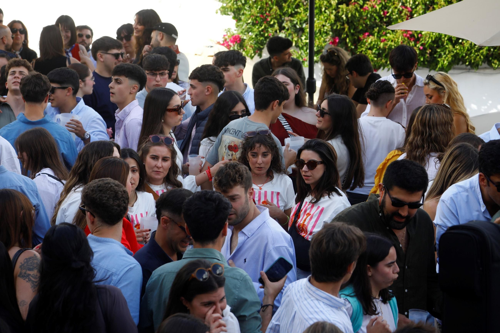 Las mejores fotos de unas Cruces de Córdoba abarrotadas para dar la bienvenida al fin de semana