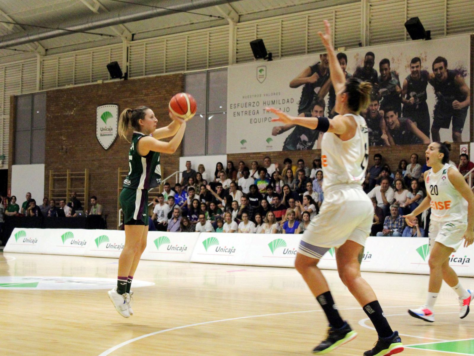 ISE CB Almería cae en la cancha de Unicaja Málaga (63-55)