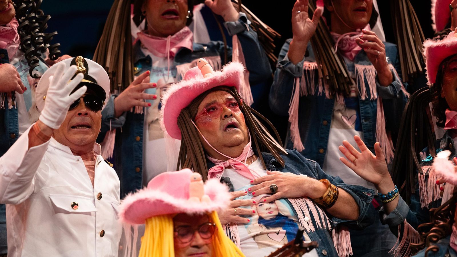 Búscate entre las mejores imágenes de la vigésimo primera sesión de preliminares del COAC 2025