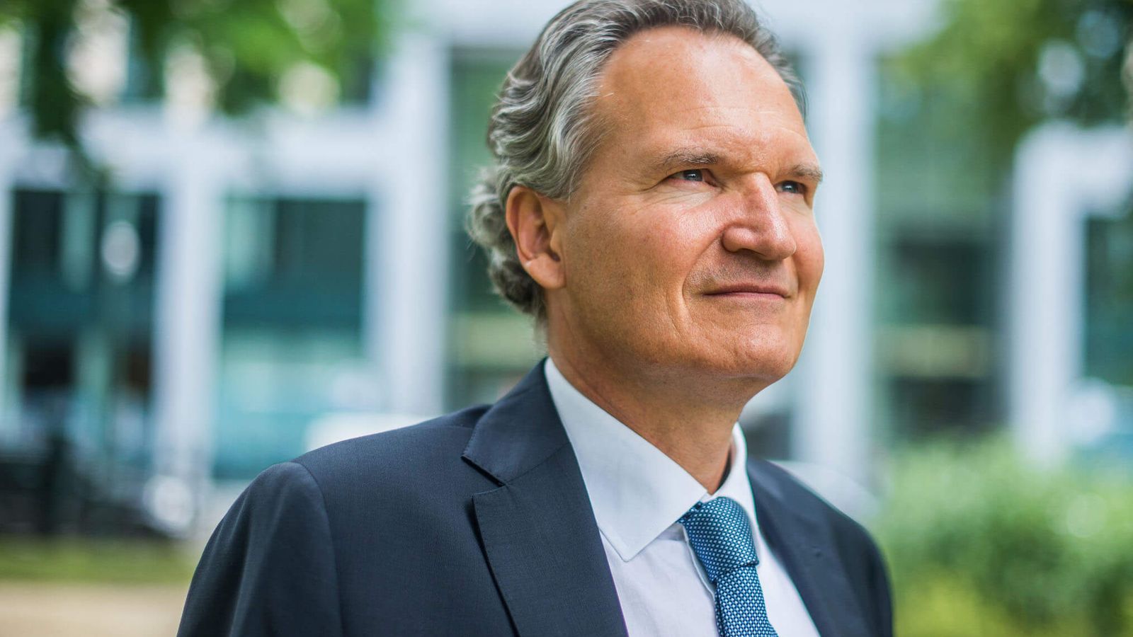 Robert-Jan Smits impulsa un modelo abierto de publicaciones científicas.