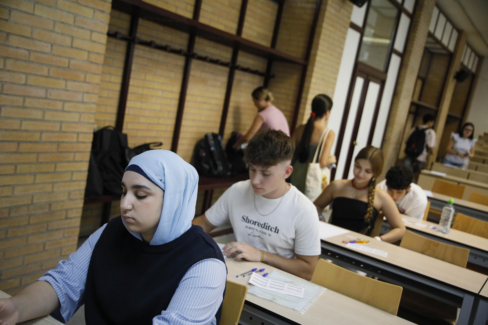 Imágenes de la evaluación para el acceso al sistema universitario (PEvAU)