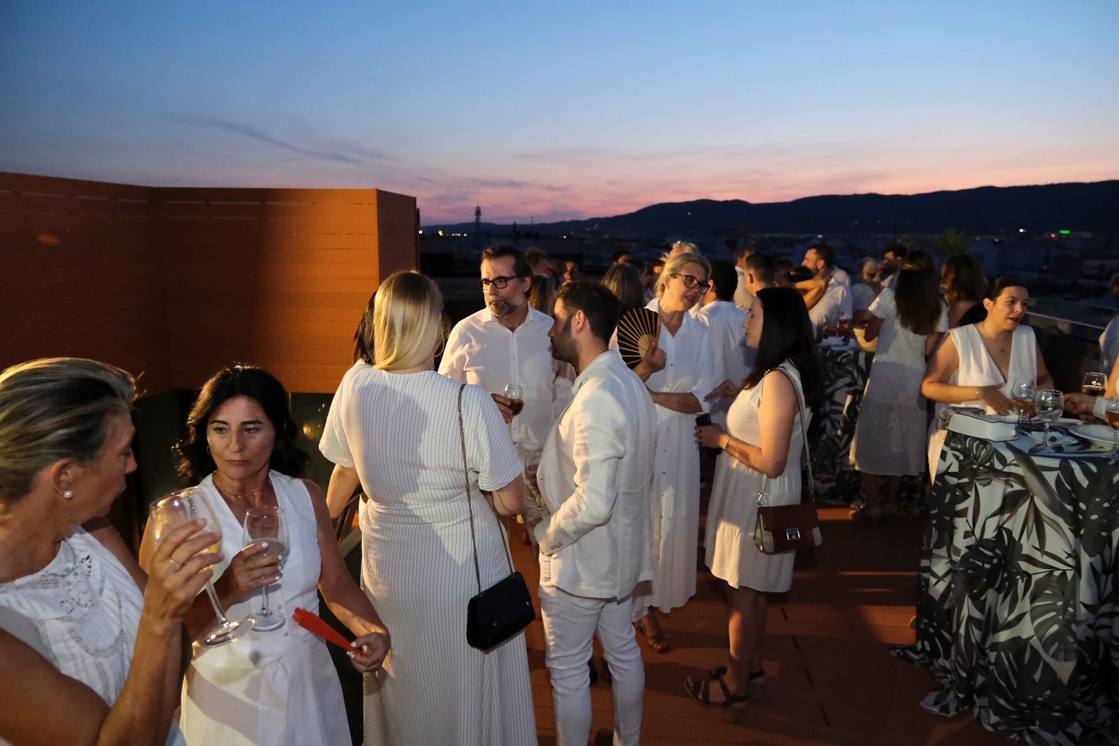 La Fiesta Blanca La Terraza Eurostars Palace de Córdoba, en imágenes