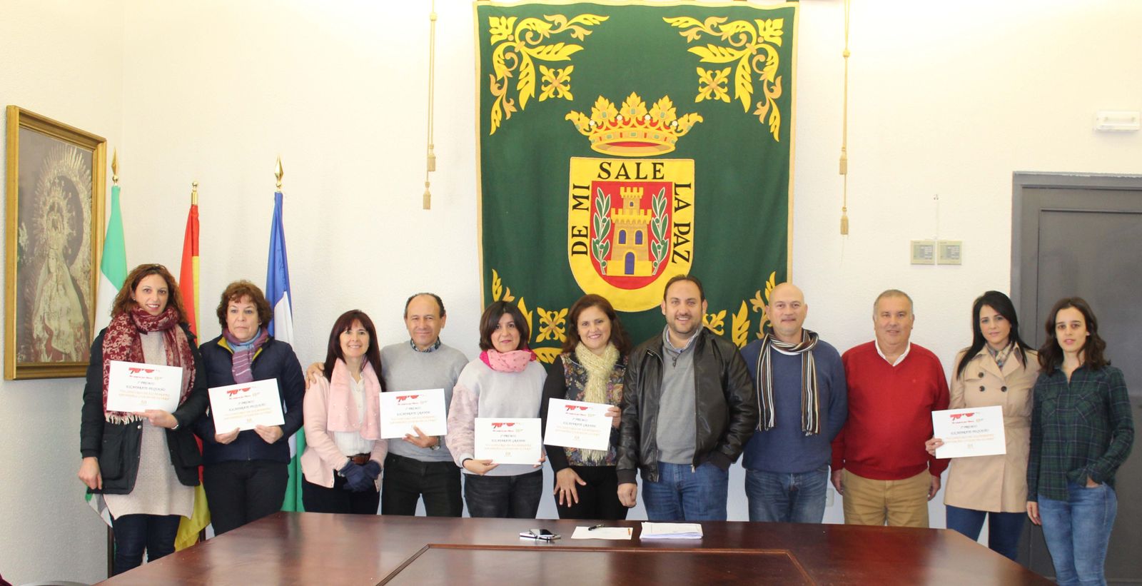 Algunos de los comerciantes que han ganado el concurso.