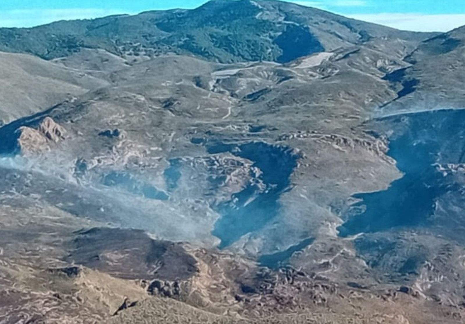 Incendio controlado en Sierra Alhamilla.