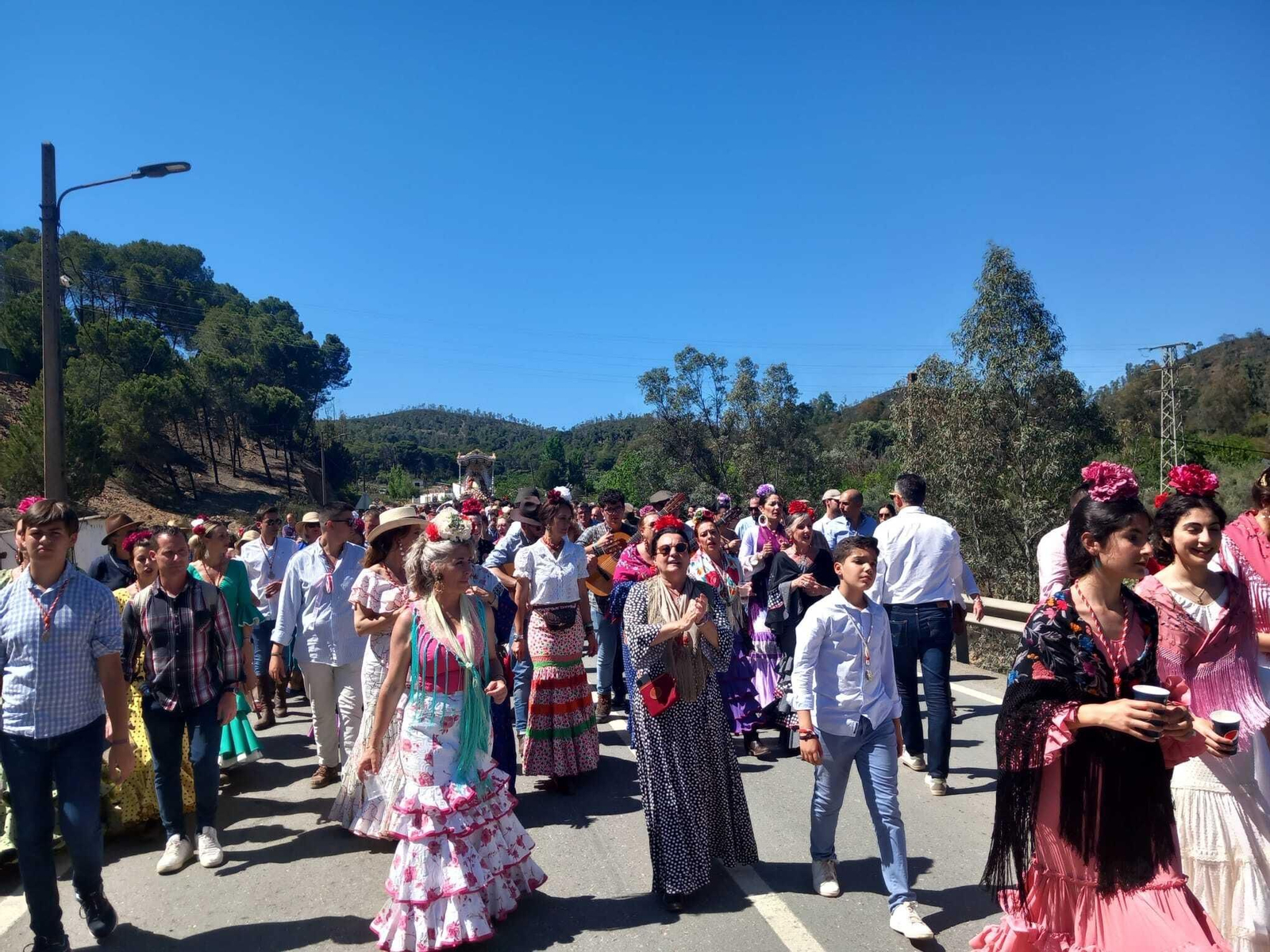 La Romería de Nuestra Señora de la Coronada en Calañas, en imágenes