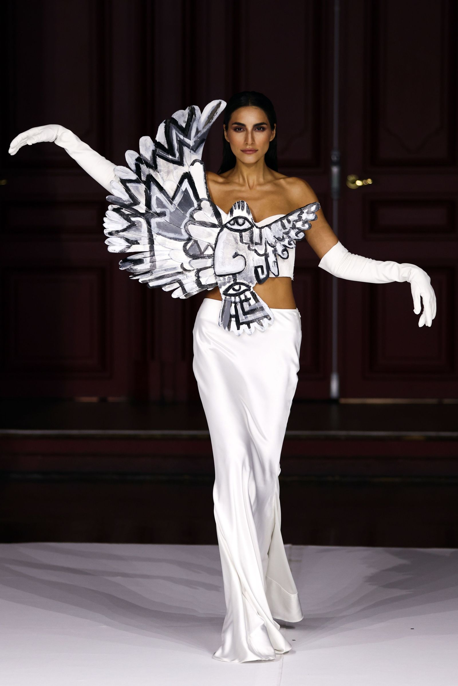 El desfile de la colección 'Fieras' de Juana Martín en París, en imágenes