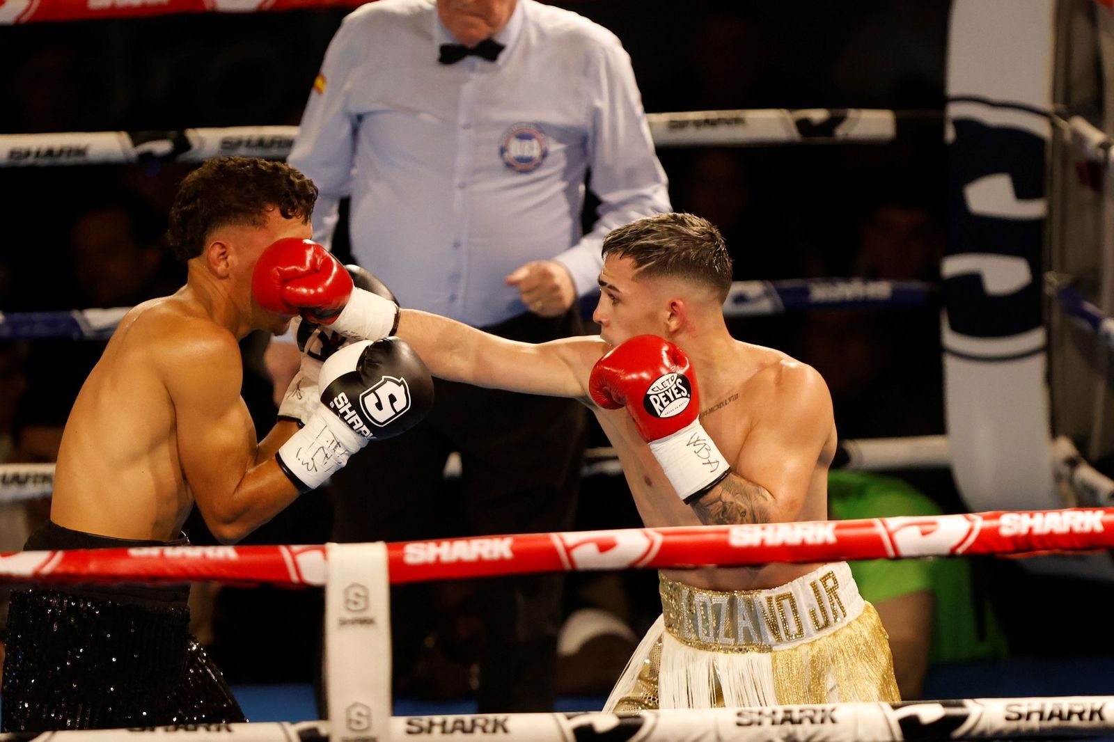 Las mejores fotos del debut profesional de Rafa Lozano Jr. ante Kervin Romero