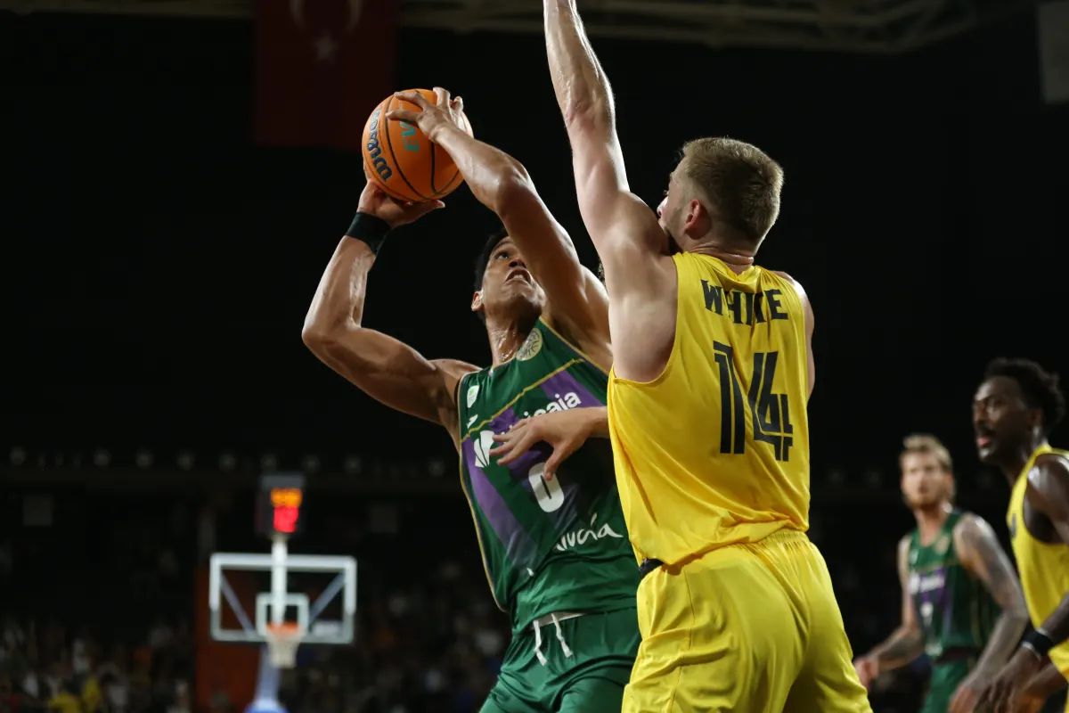 El Mersin-Unicaja, en fotos