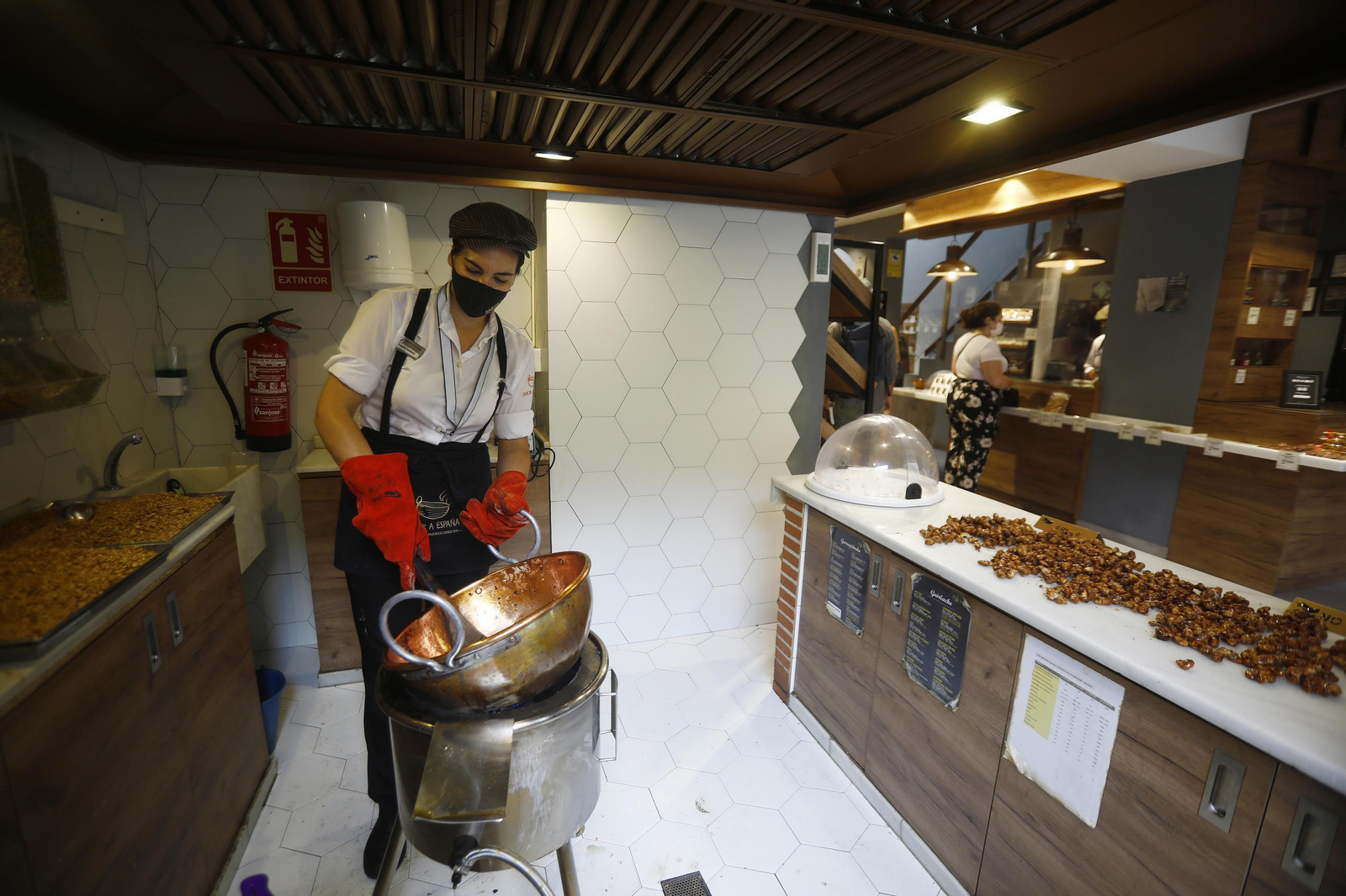Las fotografías de los cordobeses que trabajan en primera línea del calor
