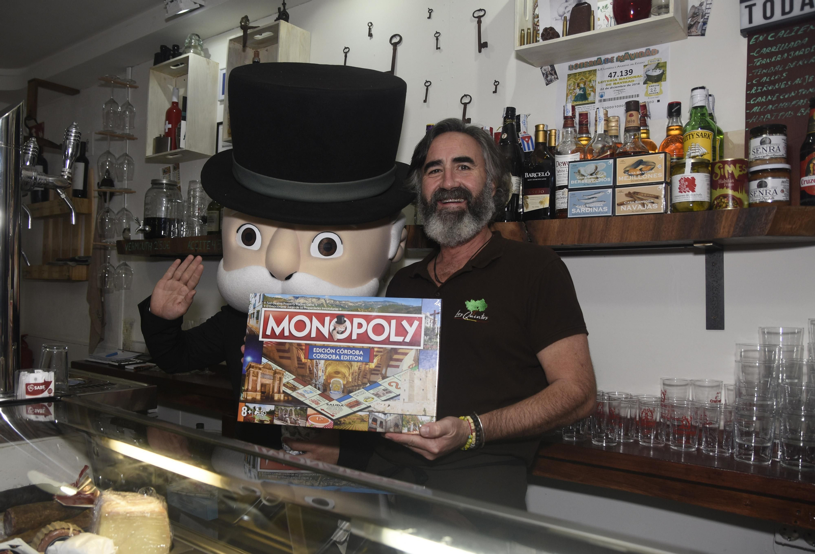 Mr. Monopoly recorre las calles de Córdoba Mr. Monopoly recorre las calles de Córdoba