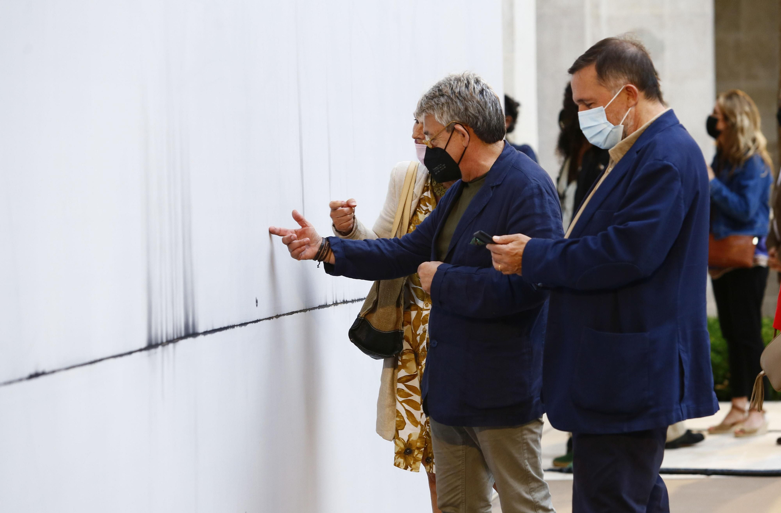 Fotos: Así es 'Despintura fònica', la performance de Miquel Barceló en el Museo de Málaga