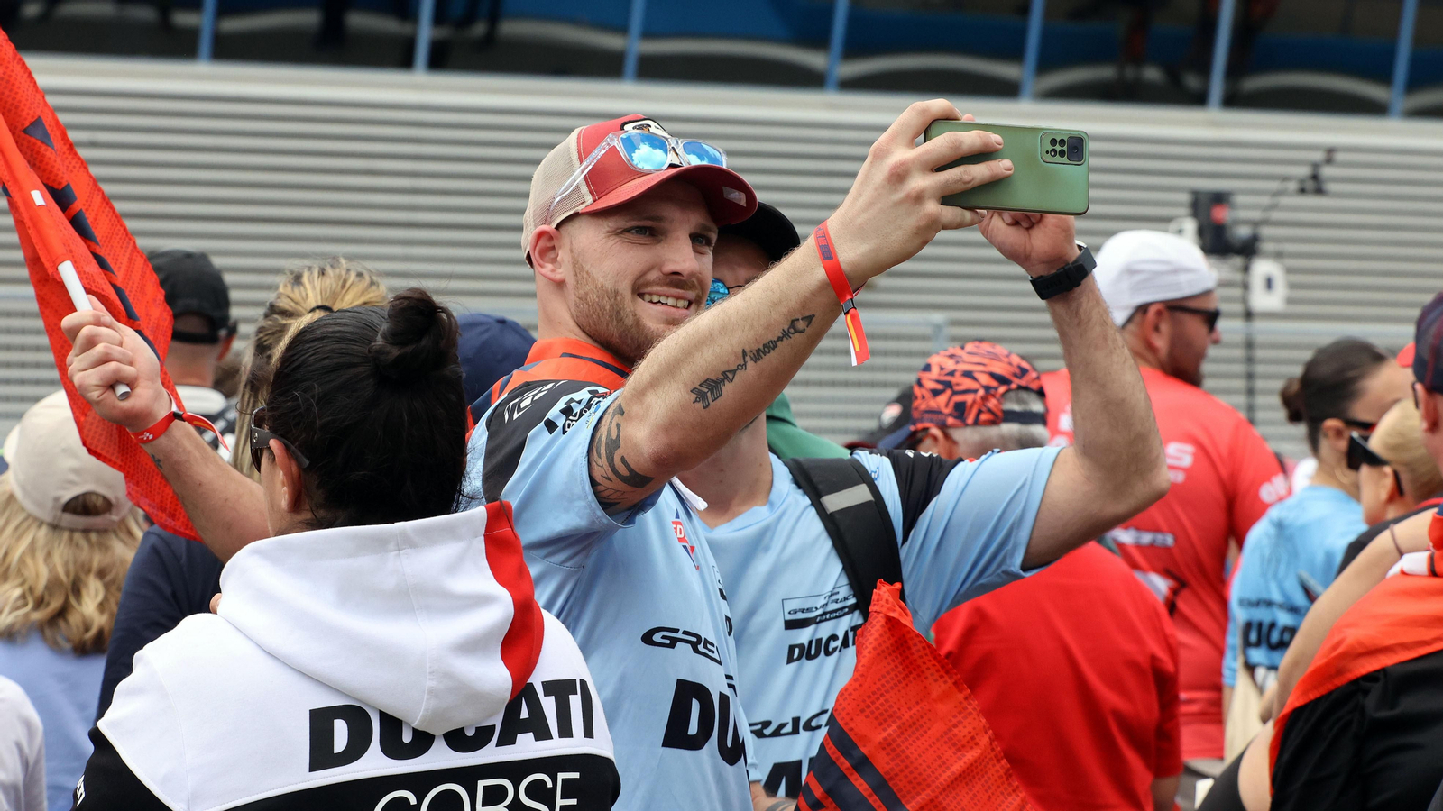 Imágenes del gran ambiente el domingo de carreras MotoGP en el Circuito de Jerez