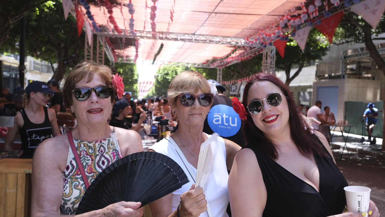 Las imágenes del lunes de la Feria del Mediodía en Almería