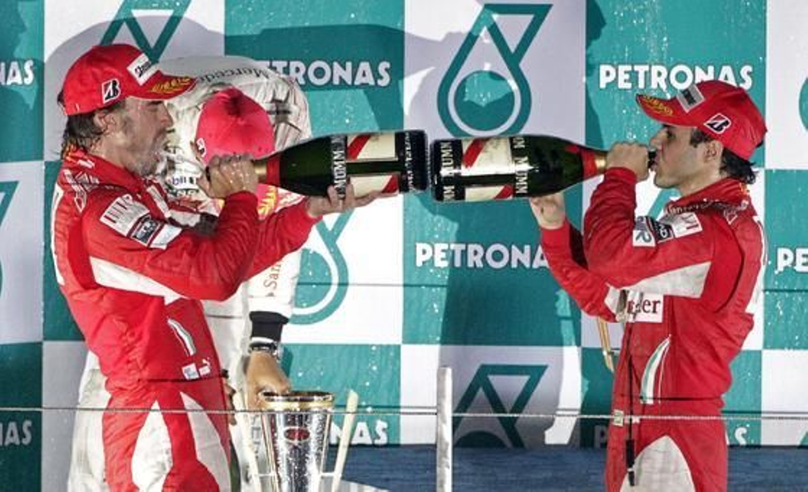 Foto: EFE / AFP / Reuters