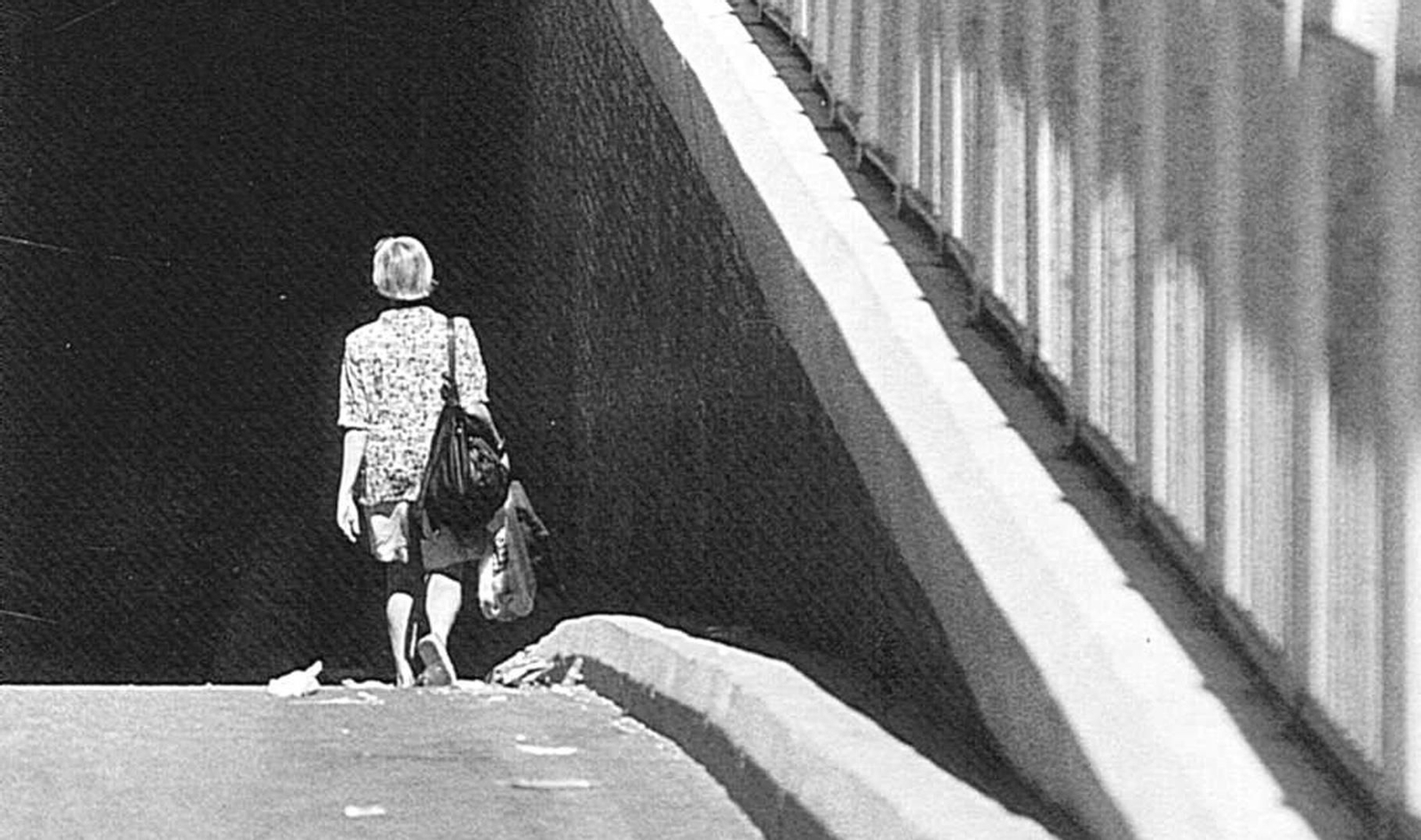 1993 hace 25 añosPeligrosa costumbre en los túneles de Santo Tomás