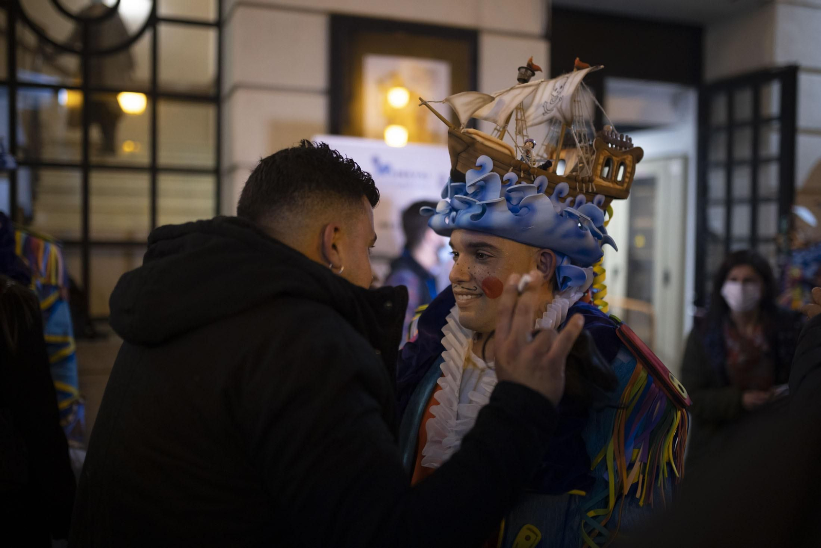 Imágenes del ambiente en el cuarto día del concurso de agrupaciones del Carnaval Colombino