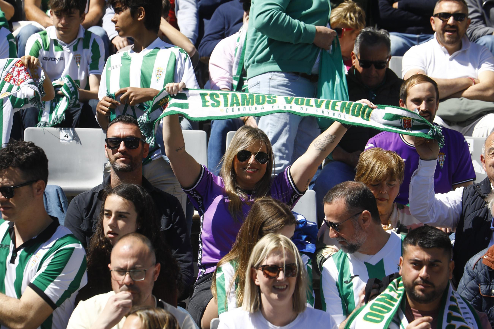 Las fotos del ambiente en El Arcángel para el Córdoba CF - Elche