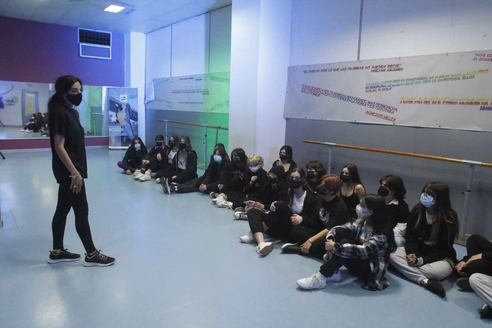 Las fotografías de una clase de K-pop en Córdoba, el baile coreano de moda