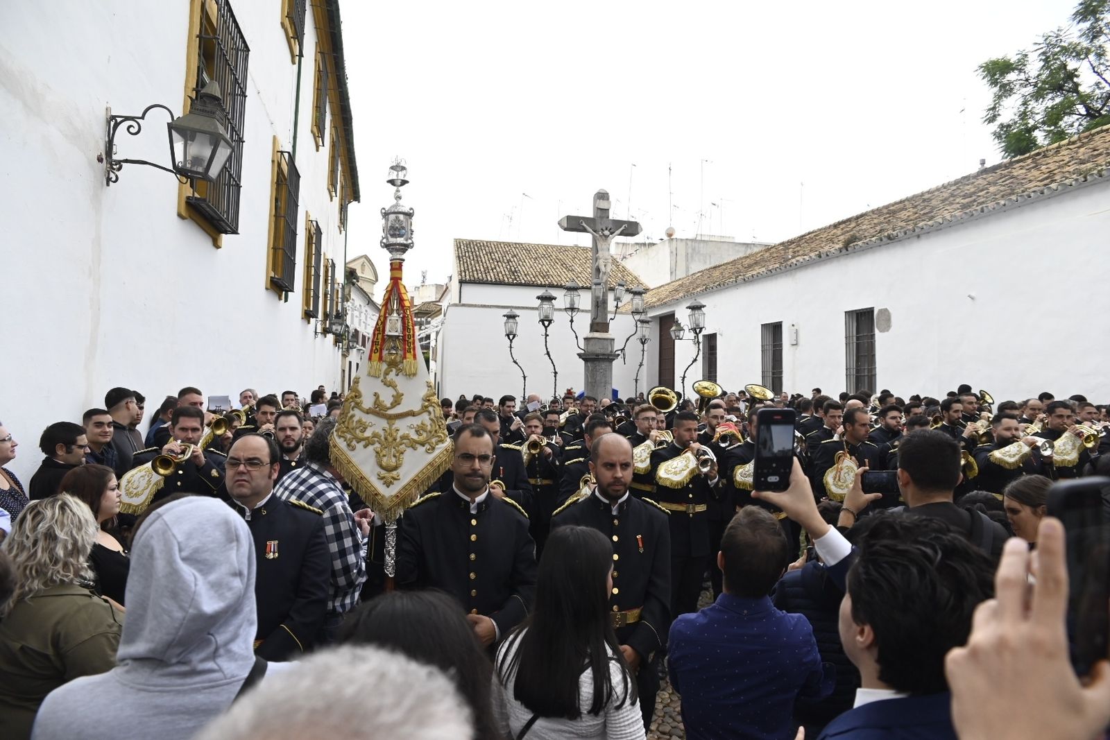 La banda de la Salud de Córdoba cierra el ciclo de conciertos por San Rafael, en imágenes