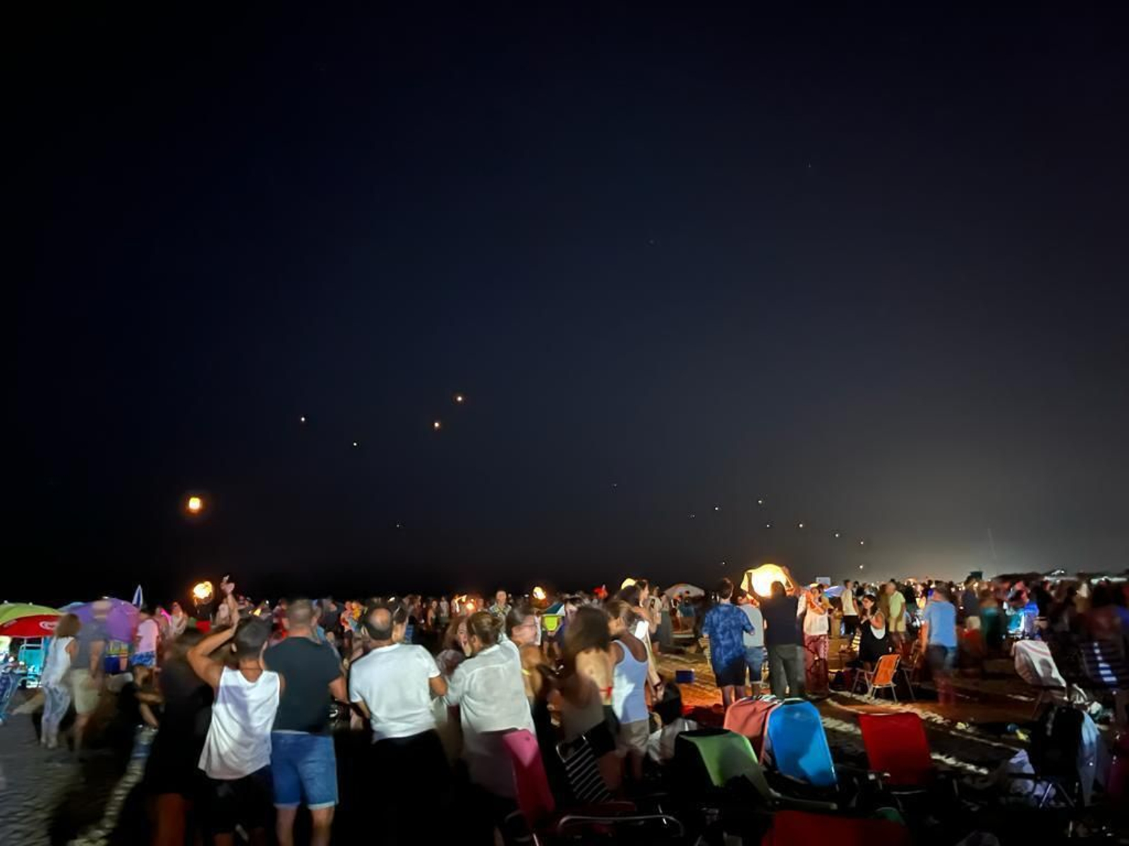 Así se vivió el 'See you sun' en la playa de Camposoto