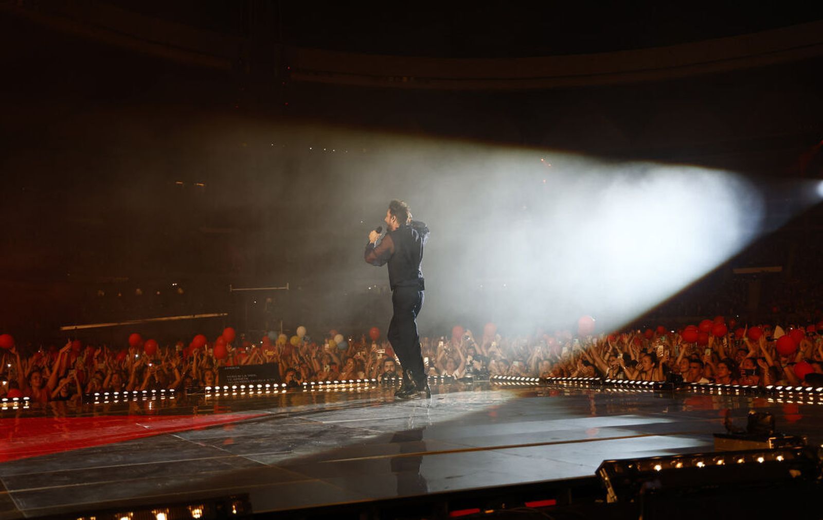 El histórico concierto de Manuel Carrasco en Sevilla, en imágenes