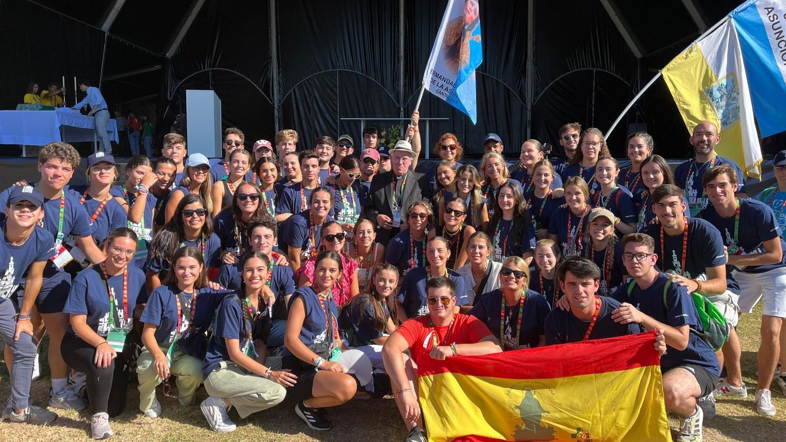 Los jóvenes de la Asunción de Cantillana que participan en la JMJ de Lisboa.