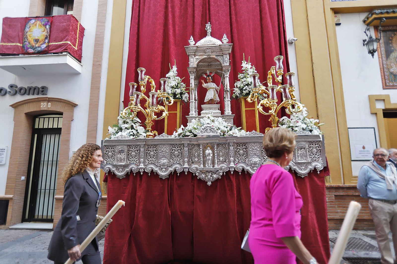 Imágenes de la procesión del Corpus Christi en Huelva