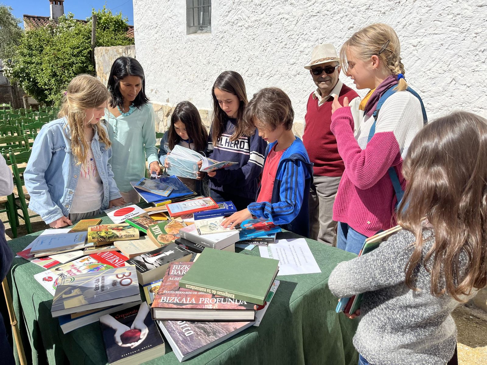 Feria del libro de Navahermosa en ediciones anteriores.