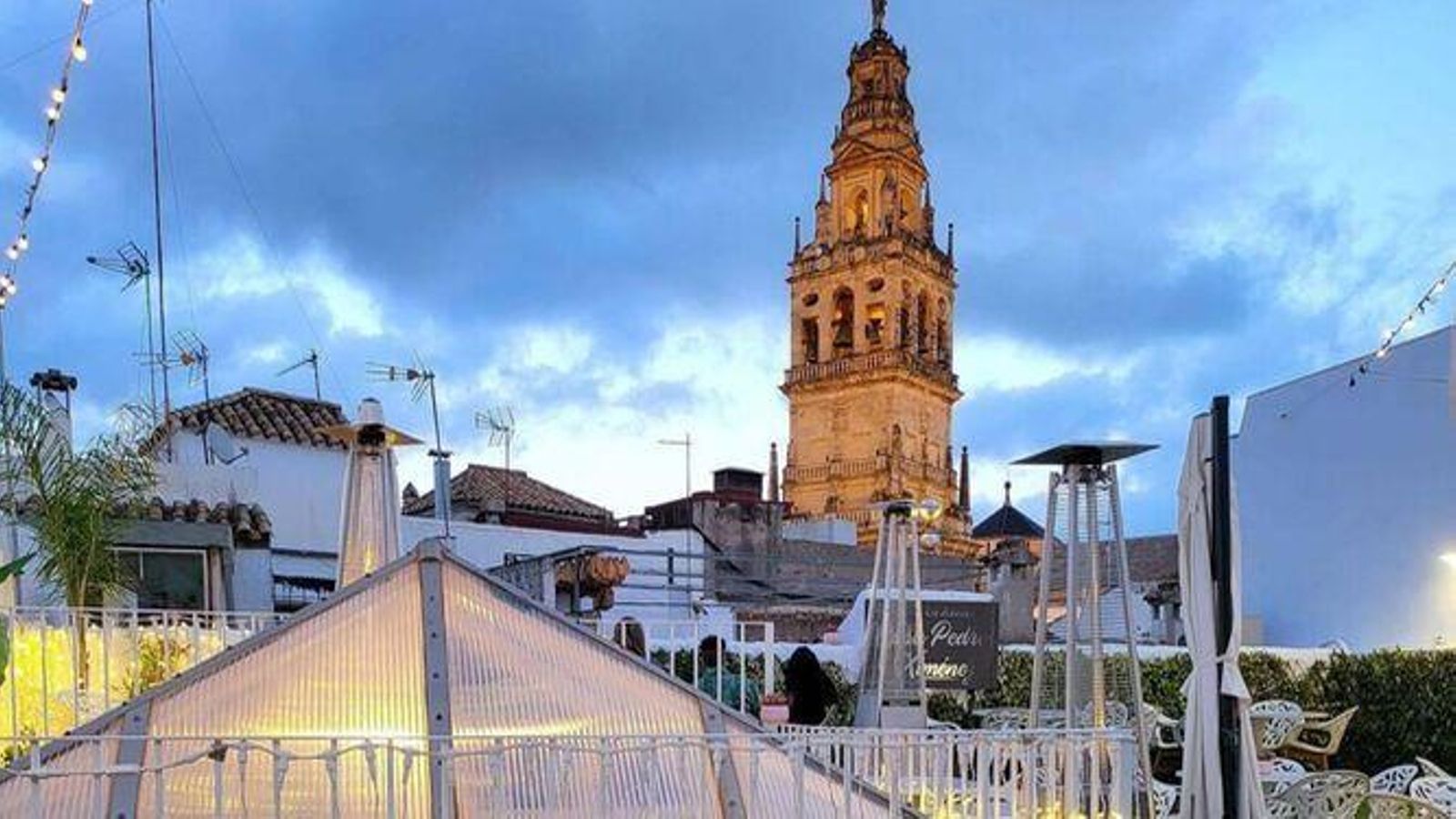Desde el rooftop de Casa Pedro Ximénez hay una de las mejores vistas de la ciudad de la Mezquita-Catedral Desde el rooftop de Casa Pedro Ximénez hay una de las mejores vistas de la ciudad de la Mezquita-Catedral
